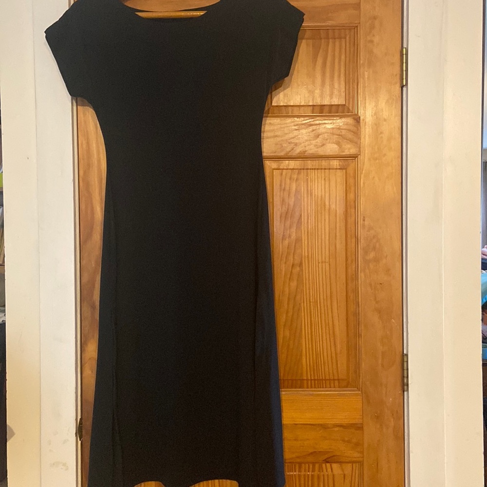 comfortable all purpose black dress